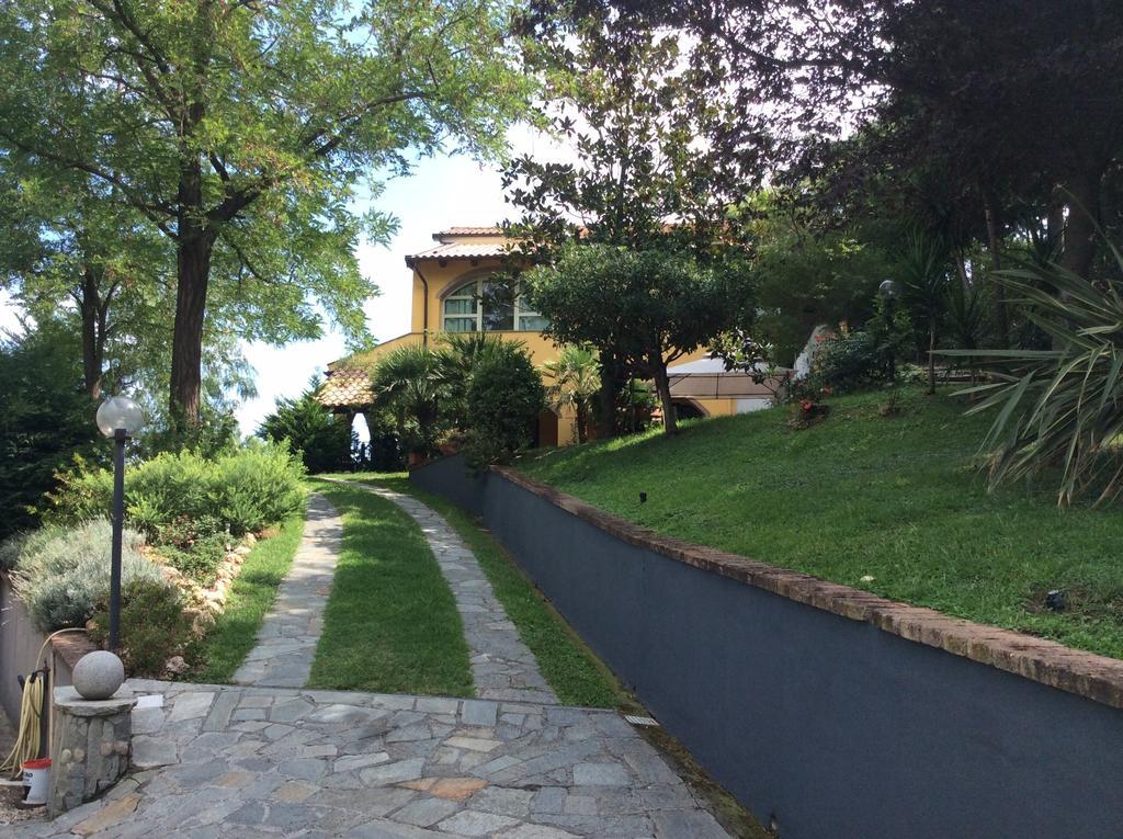 פייטרה ליגורה L'Acacia B&B מראה חיצוני תמונה