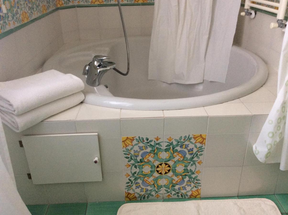 פייטרה ליגורה L'Acacia B&B מראה חיצוני תמונה